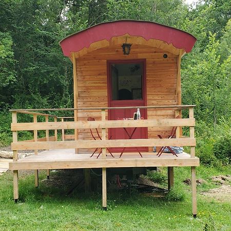 Le Val Du Pech Chantant Chambres D'Hotes Pern 外观 照片